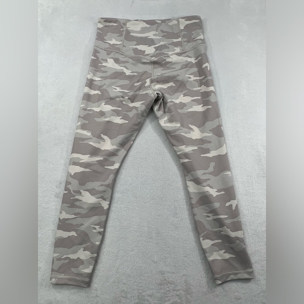 Athleta M Elation 7/8 Tight Camo Tan‎ Cream Multi Color Leggings